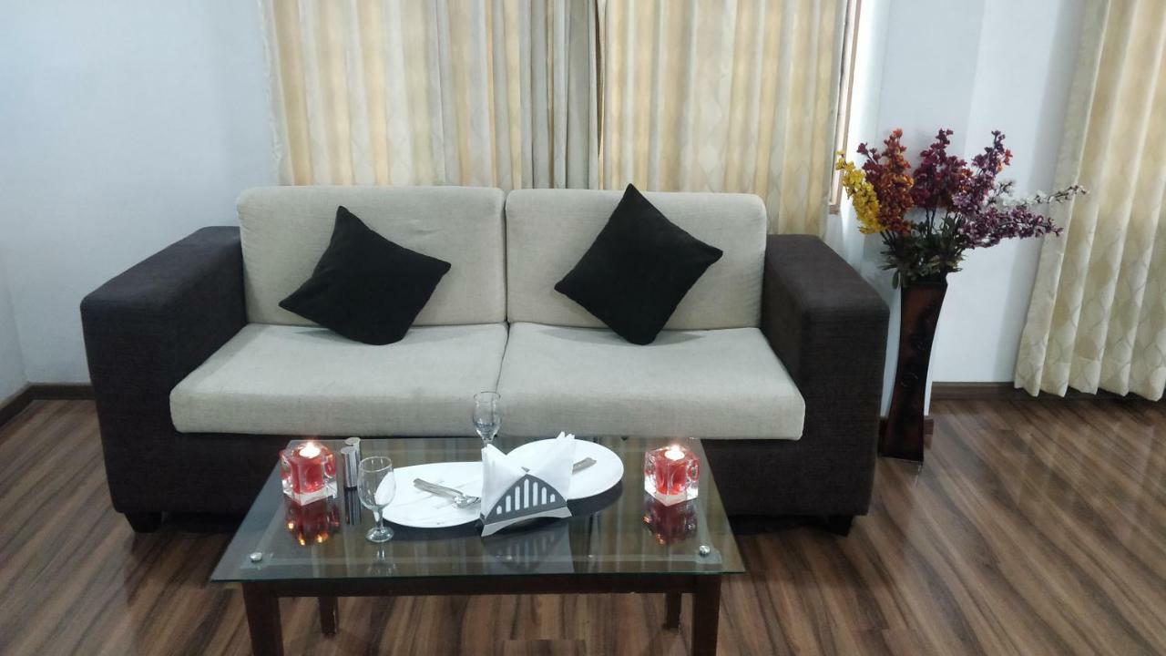 Hotel Ambient Turret Bangalore Extérieur photo